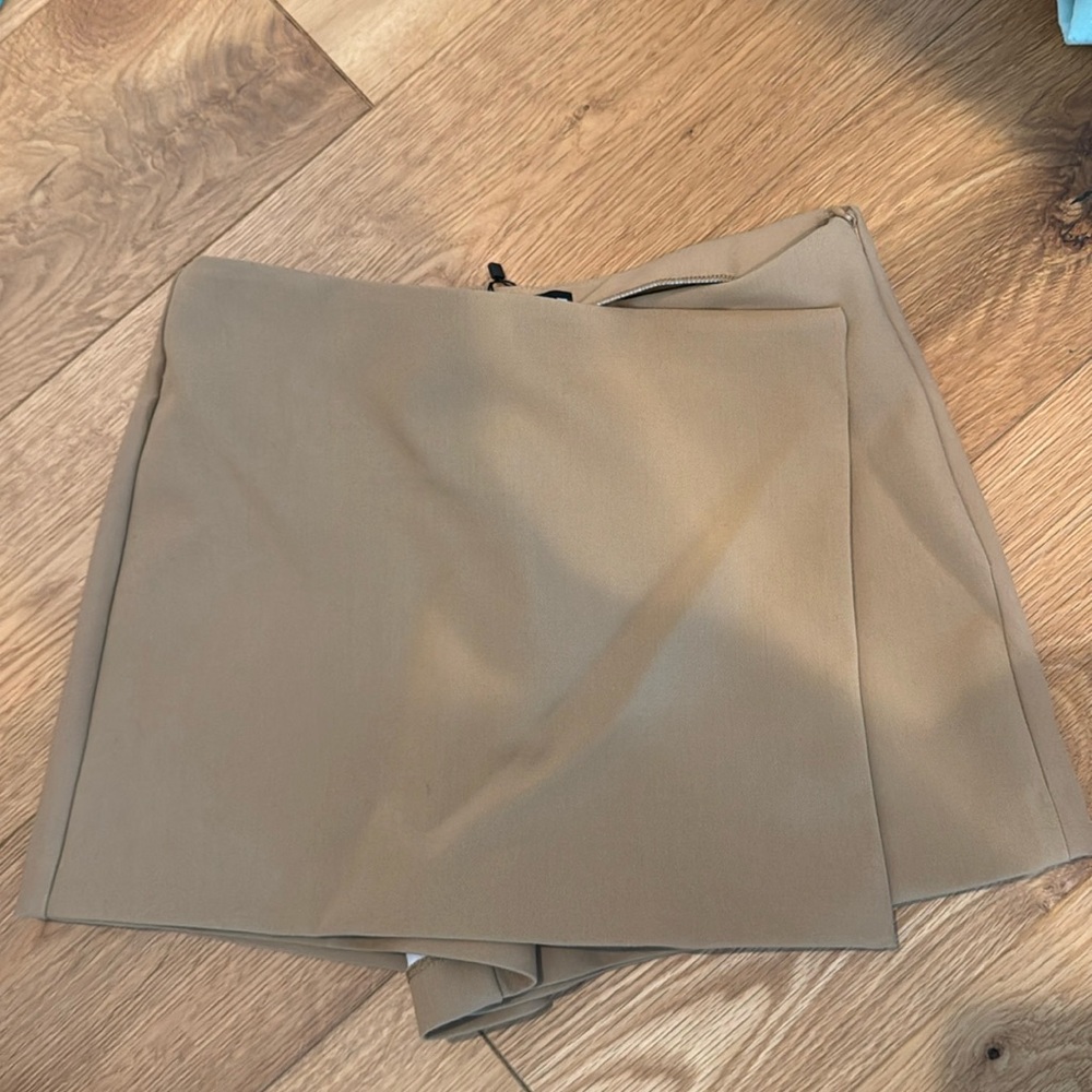 Zara skort